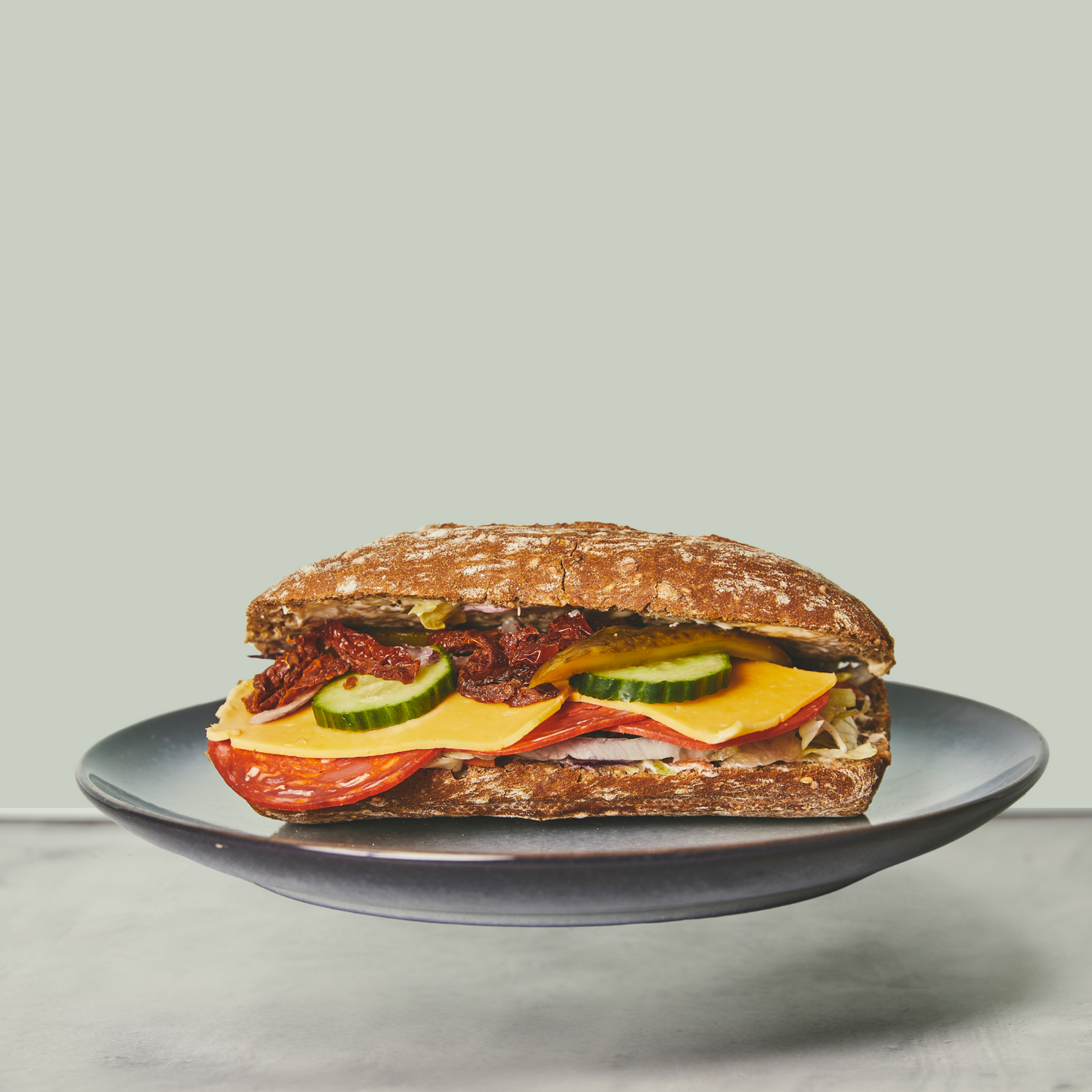 Sandwich m. chorizo & cheddar ost