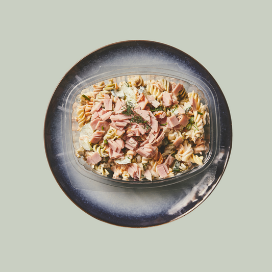 Hjemmelavet pastasalat m. skinke